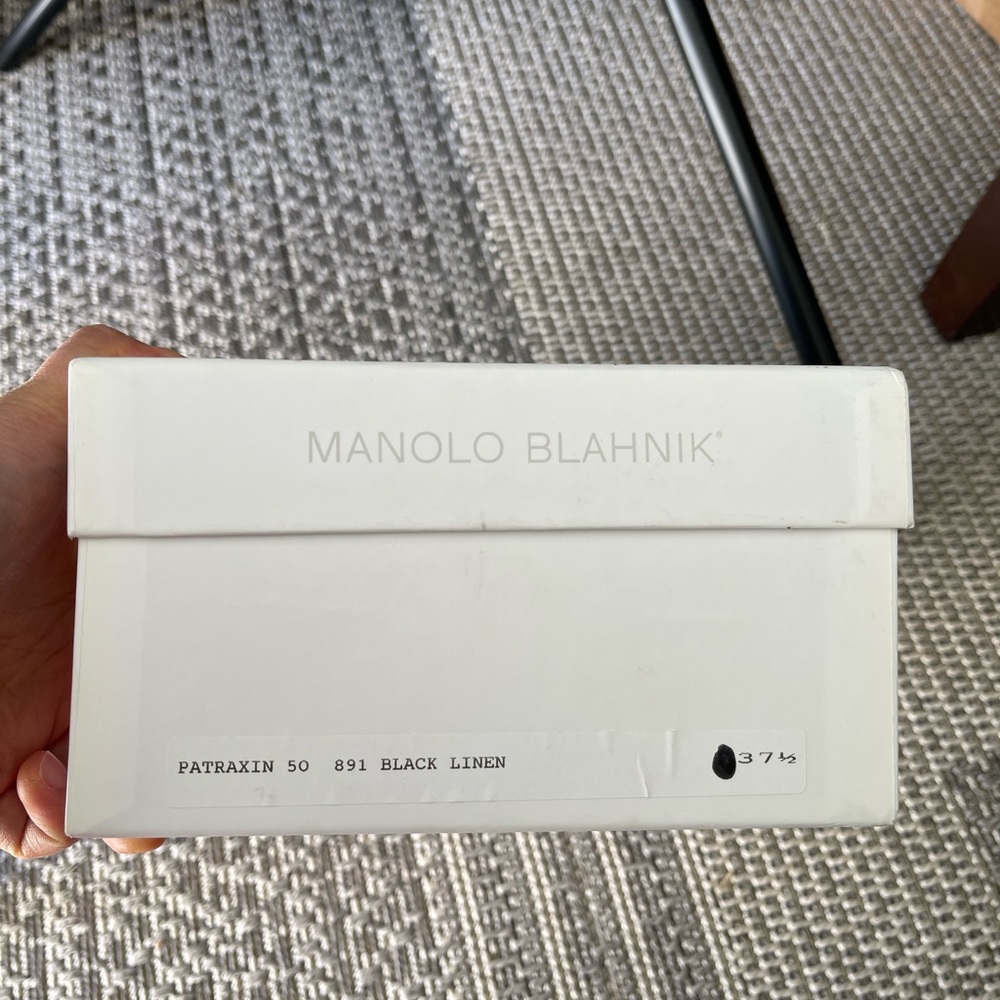 Manolo Blahnik slingback - Picture 5 of 8